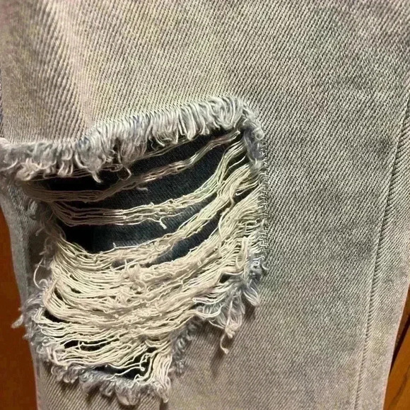 NWOT Favorite Daughter The Tommy Mid Rise Boyfriend Distressed Denim Jeans 29. - Picture 9 of 9